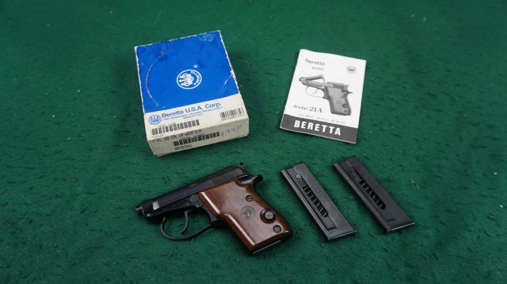Beretta 21A 21 A Bobcat 22 22lr 2-3/8 w/ Factory Wood Grips 1¢ Start-img-0