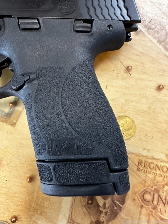 S&W M&P9 Shield M2.0 TS NIB 11806-img-4