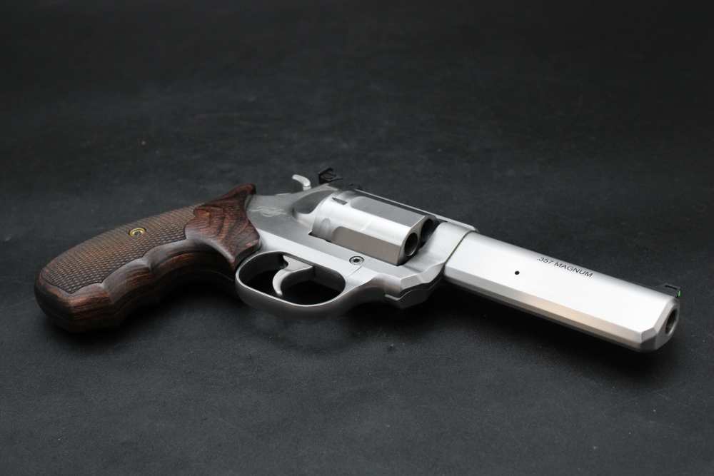 Kimber K6s DA/SA Target .357 Mag 4" 6 Shot Wood Grip Stainless GFO Sights-img-14