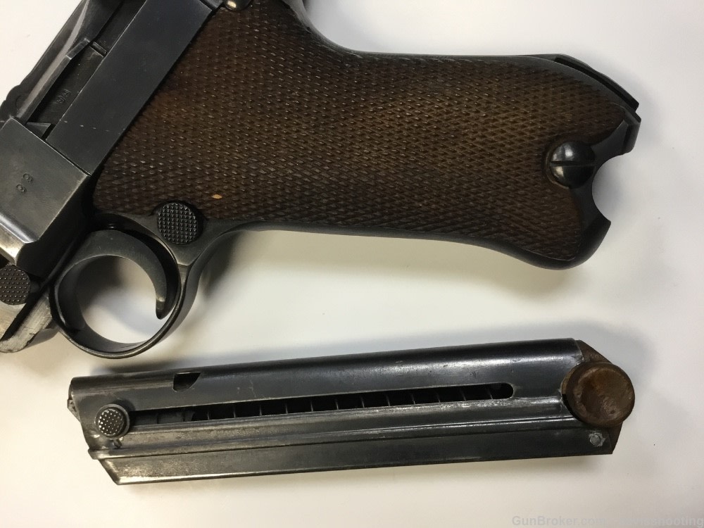 1938 S/42 Luger pistol - 9mm/4" - Excellent Condition, Matching S/N's-img-9