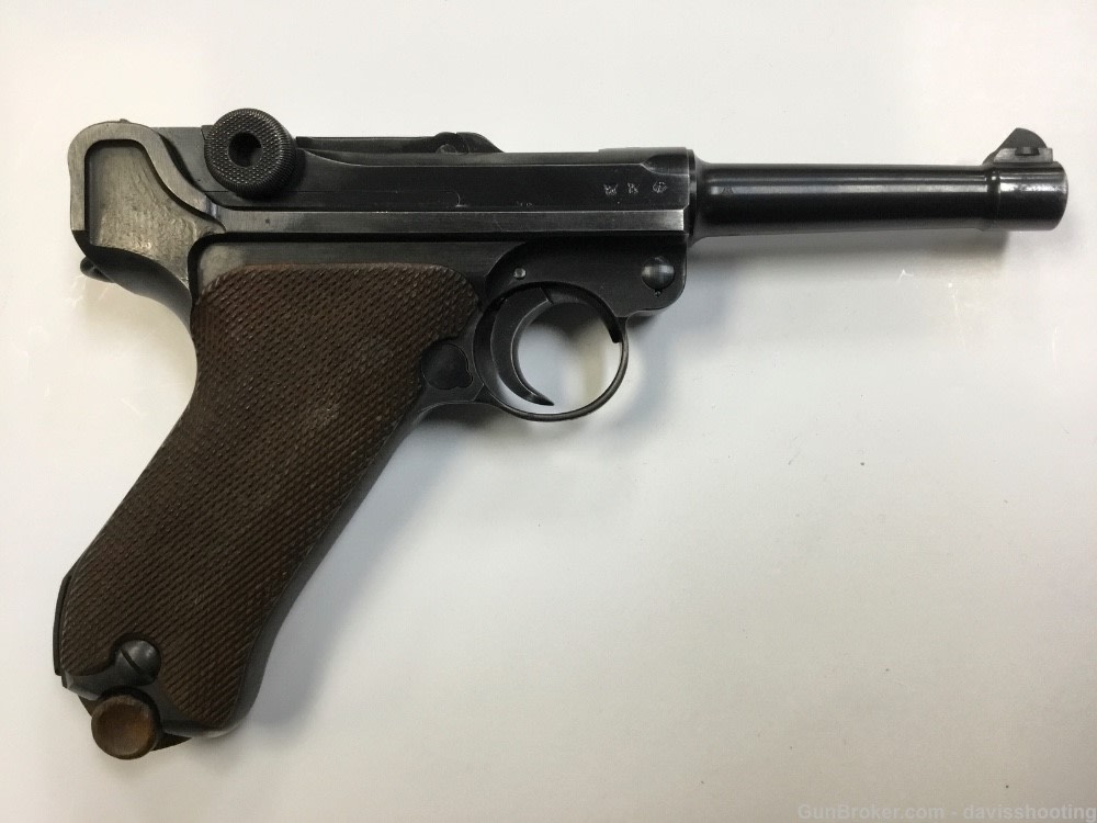 1938 S/42 Luger pistol - 9mm/4" - Excellent Condition, Matching S/N's-img-1