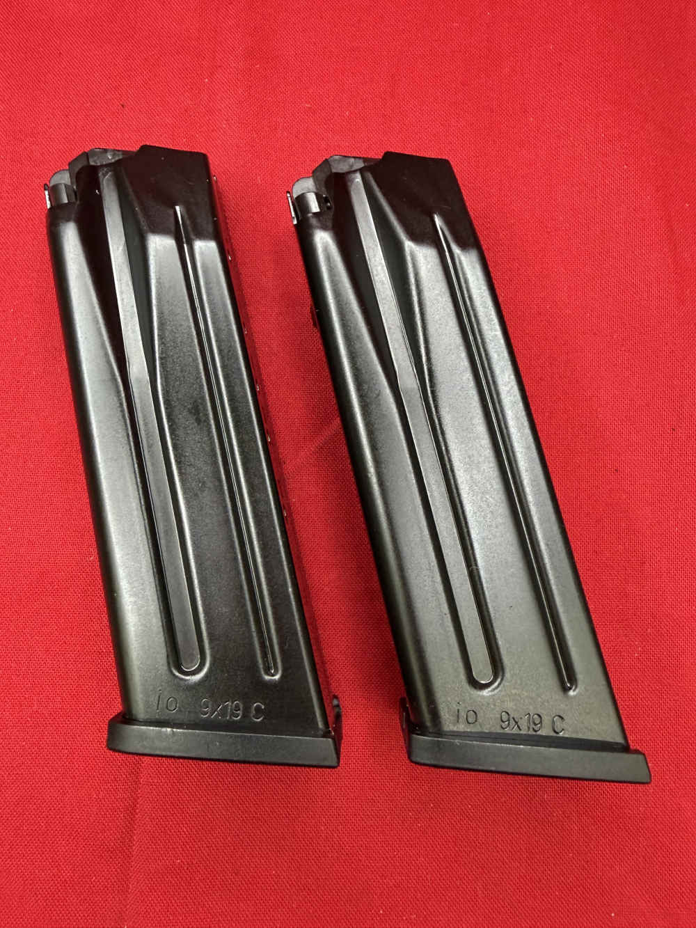 Lot of 2 Early HK USP Compact 9mm 13rd Magazines NOS! –1997 Date #SO329-img-1