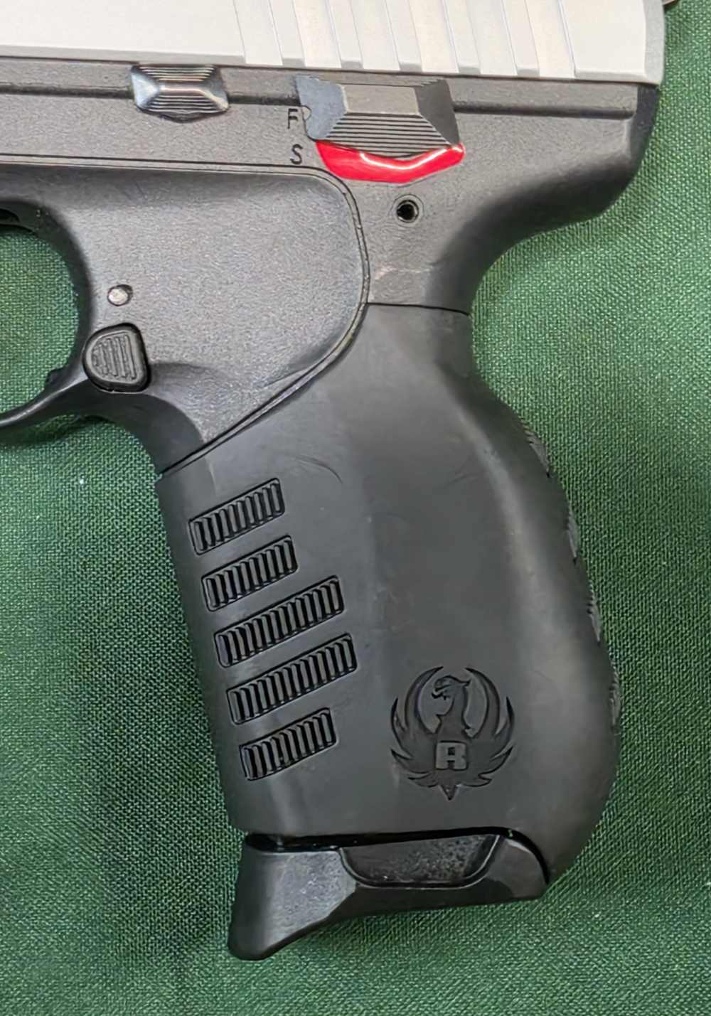 Ruger SR22-img-3