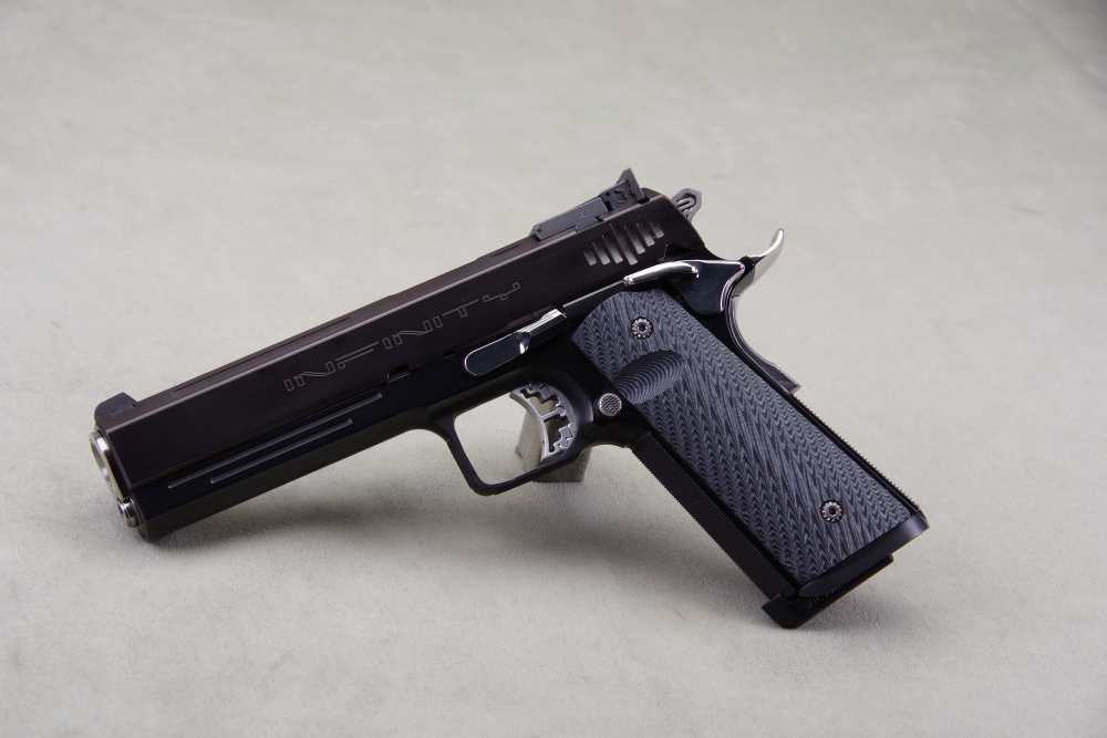 Exceptional Strayer Voigt Infinity 1911 40 S&W 5'' Blue 99%+ -img-0