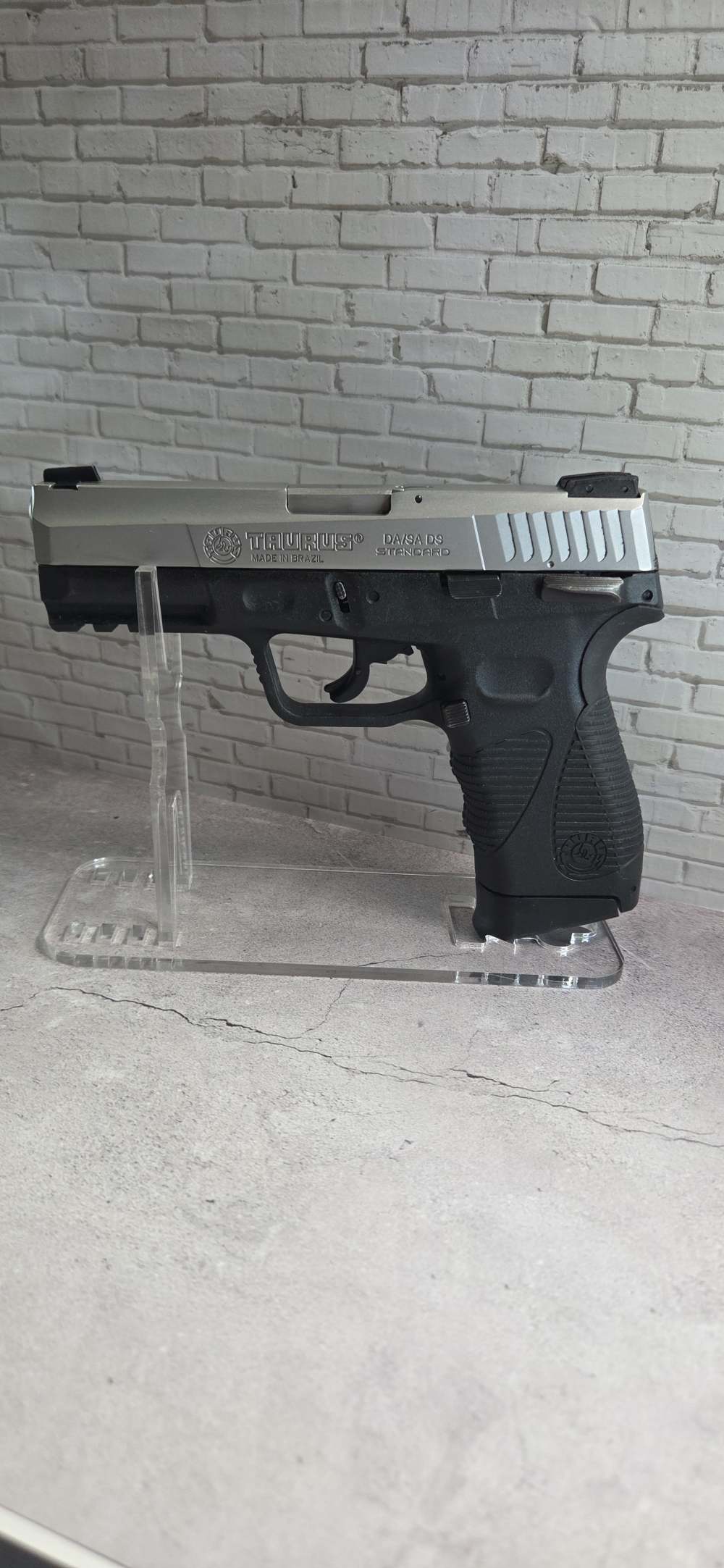 Taurus PT24/7 G2 .45ACP - with Stainless Steel Slide - Black/Silver-img-1