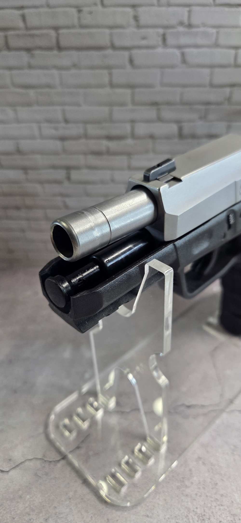 Taurus PT24/7 G2 .45ACP - with Stainless Steel Slide - Black/Silver-img-8
