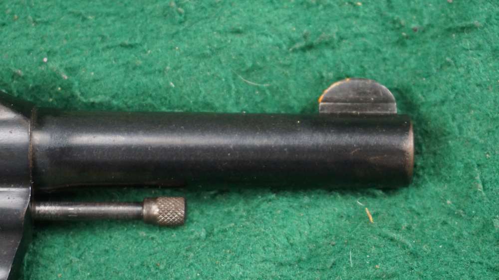 WWII Production Colt Official Police 38 38spl 4" Blue 1¢ Start C&R OK-img-13