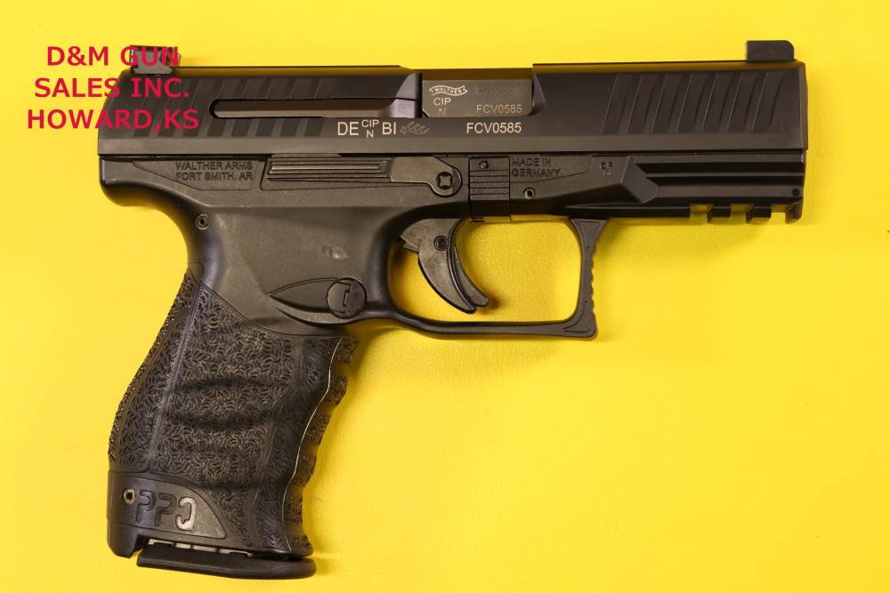Walther PPQ M2 9mm With Night Sights & 3 mags-img-4