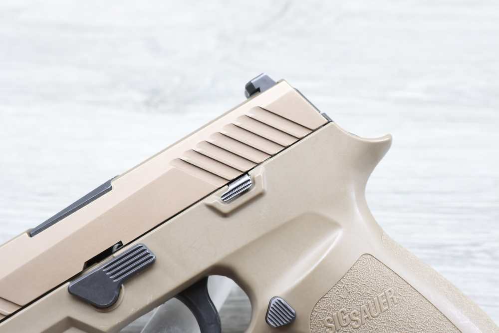 Sig Sauer P320 Compact 9mm - FDE - OEM Box - Penny Auction - NO RESERVE!-img-4