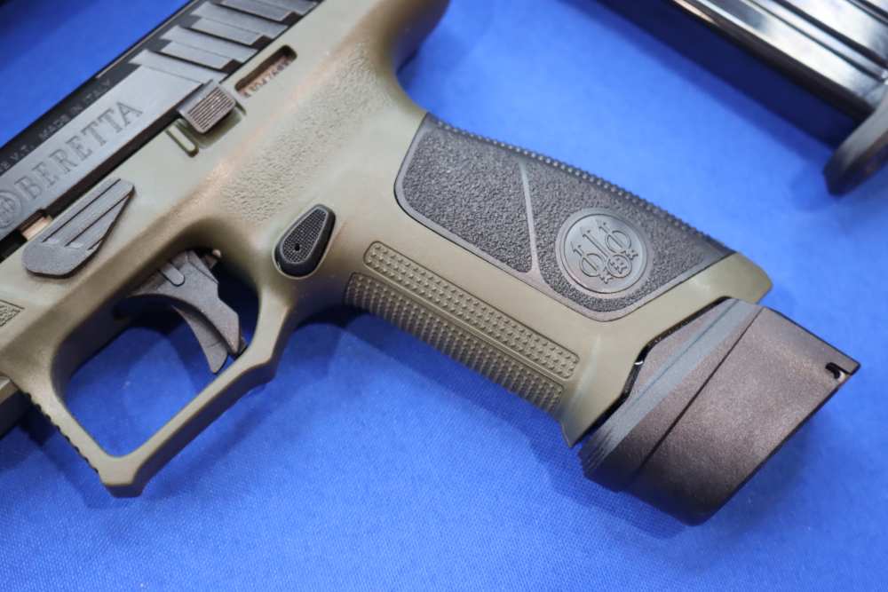 Beretta APX A1 Full Size 9mm 4.25 Ported OD Green Optic Ready 21RD Pistol-img-4