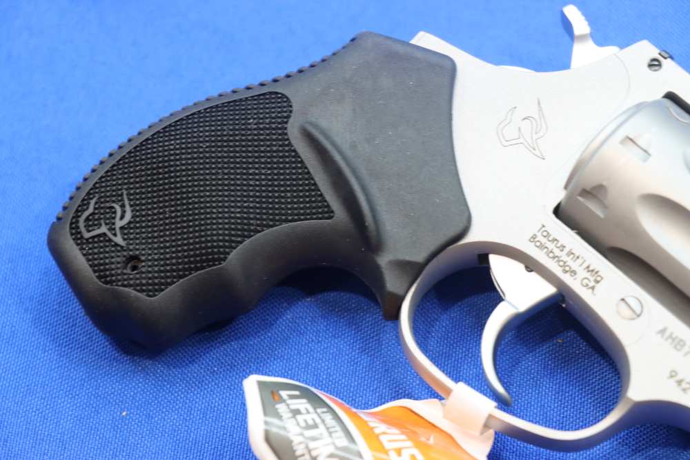 Taurus Model 942 Revolver 22LR Compact 3" 8RD 22 LR SS SA DA NEW Stainless-img-11