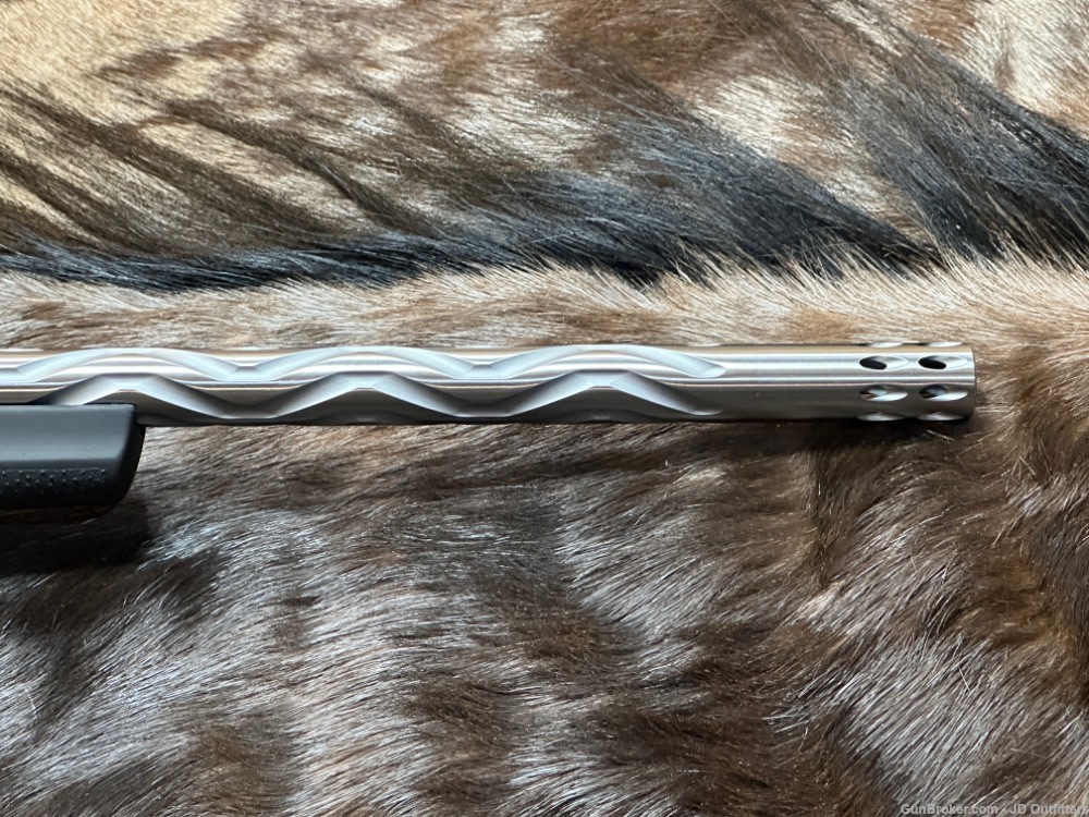 NEW VOLQUARTSEN CUSTOM SF-1 22 LR RIFLE, HOGUE RUBBER STOCK-img-5
