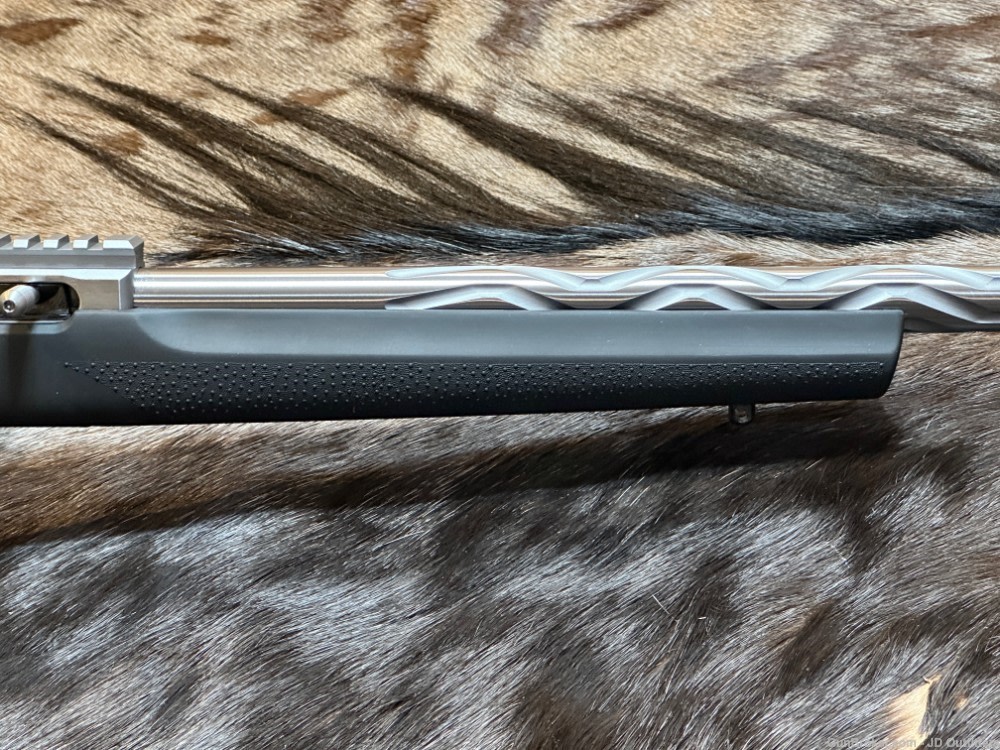NEW VOLQUARTSEN CUSTOM SF-1 22 LR RIFLE, HOGUE RUBBER STOCK-img-4