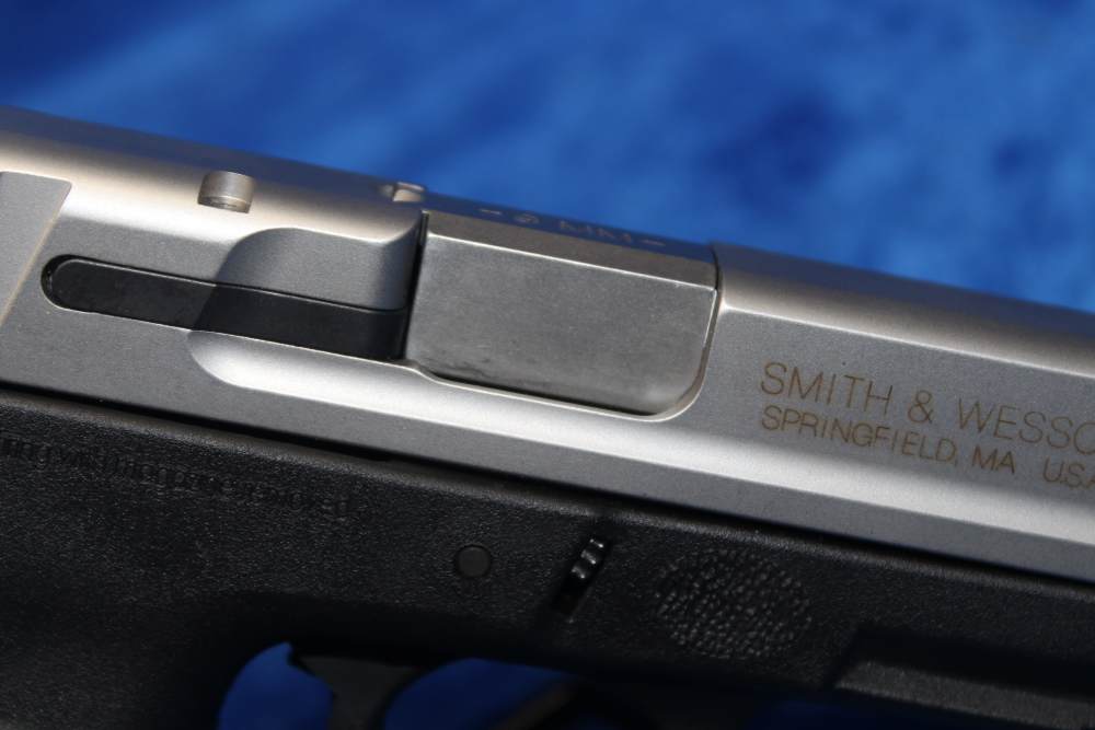 Smith & Wesson SD9 VE 9mm Semi-Automatic Pistol 4" Barrel with 2 Mags, Box-img-10