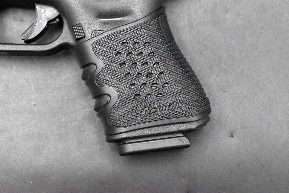 Glock 23 Gen 3 .40 S&W Compact Carry (4) Magazines-img-25