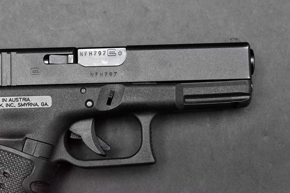 Glock 23 Gen 3 .40 S&W Compact Carry (4) Magazines-img-29