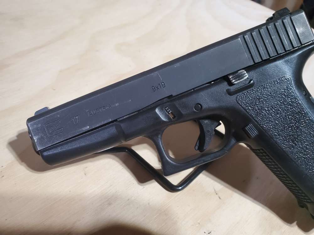 Police Trade-in Glock 17 Gen 2 9mm-img-3