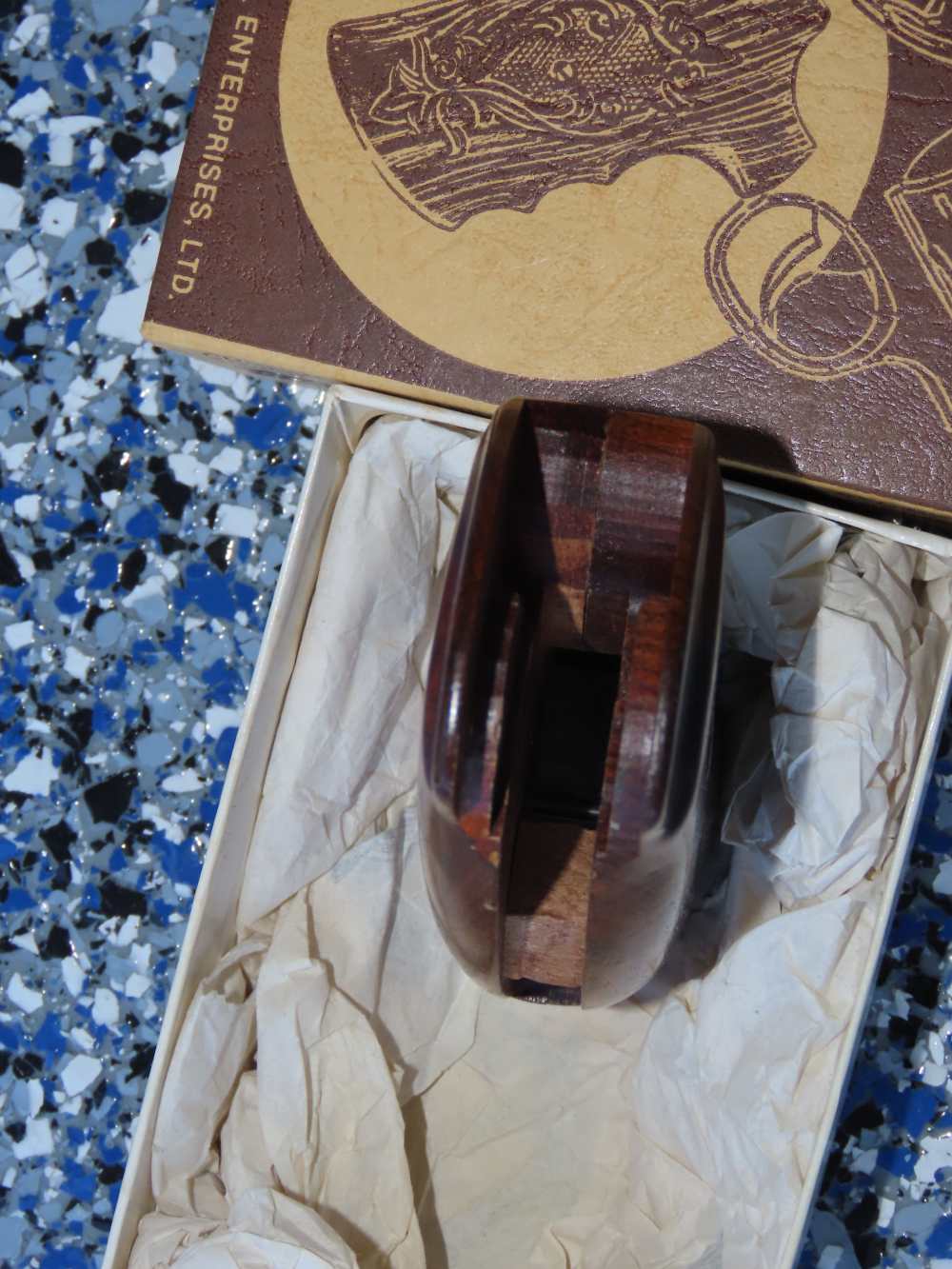 Beautiful Smooth Wood COLT PYTHON Grips  Art  Jewel Eagle Box No Reserve-img-8