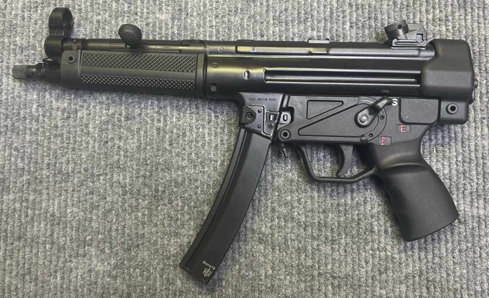 *Never Fired* MAC 5 Semi Auto Pistol MP5 Clone w/ Two Mags - 9mm-img-3