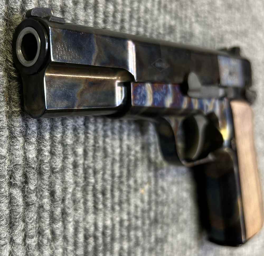 *Never Fired* Inglis P-35 Semi Auto Pistol Case Hardened w/ Two Mags - 9mm-img-9