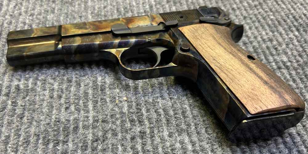 *Never Fired* Inglis P-35 Semi Auto Pistol Case Hardened w/ Two Mags - 9mm-img-10