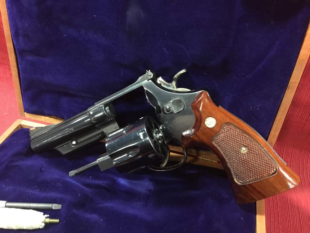 Smith & Wesson Model 25-5 45 Colt-img-1