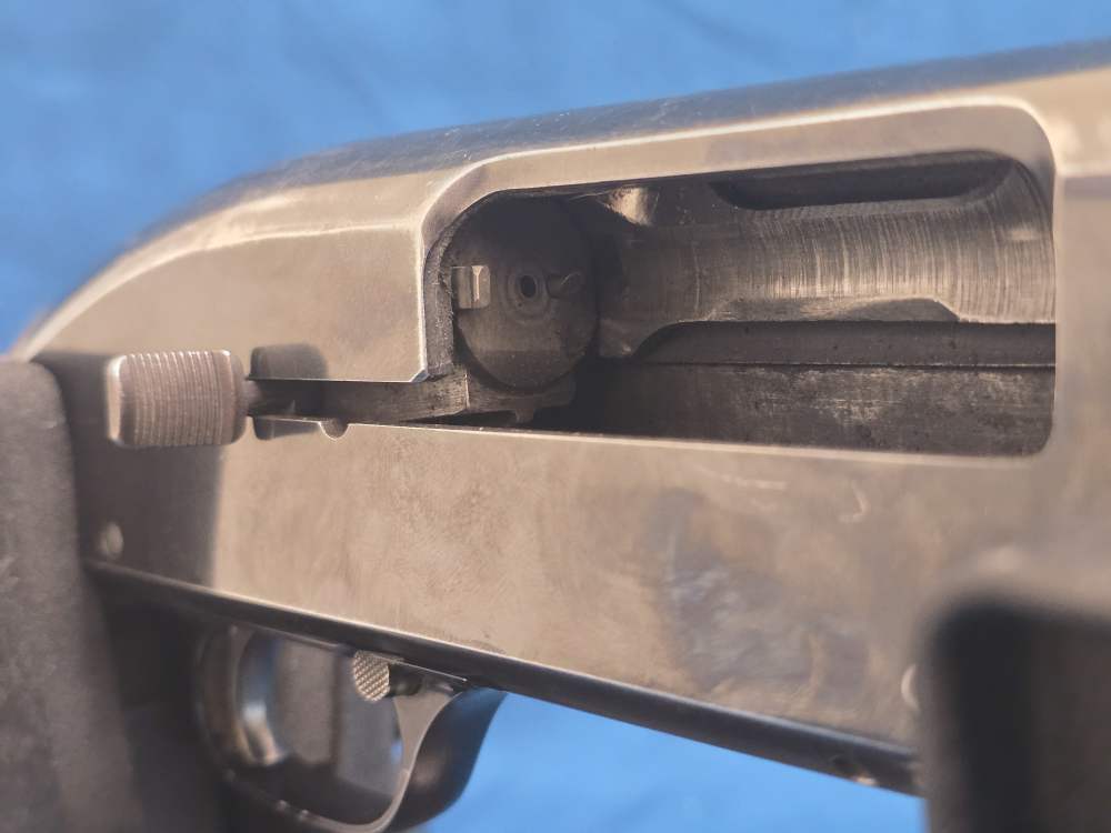 Winchester Model 50 – 12 Gauge Semi-Automatic Shotgun-img-10