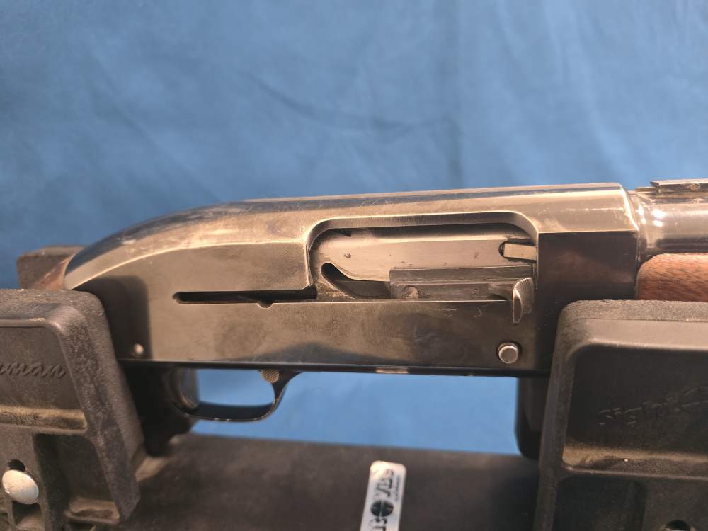Winchester Model 50 – 12 Gauge Semi-Automatic Shotgun-img-8