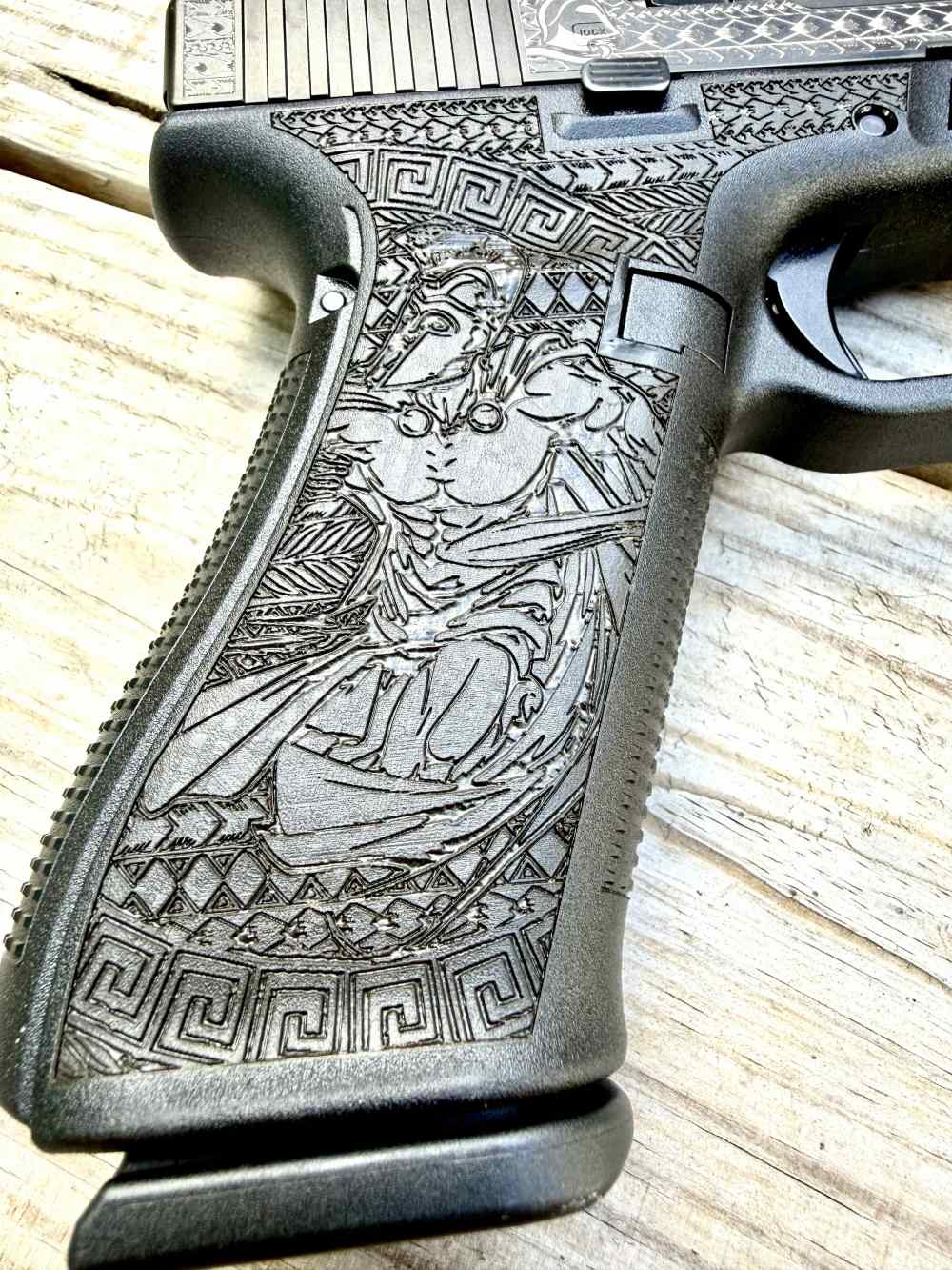 Glock 17C-V *CUSTOM ENGRAVED MOLON LABE*-img-3