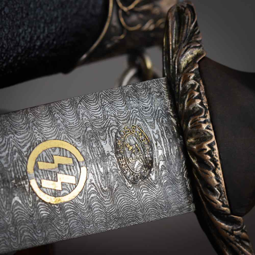 FINE 1933 HIGH HONOR SS DAGGER OAK LEAF SCABBARD DAMASCUS STEEL WW2 GERMANY-img-62
