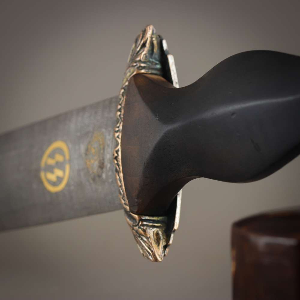 FINE 1933 HIGH HONOR SS DAGGER OAK LEAF SCABBARD DAMASCUS STEEL WW2 GERMANY-img-41