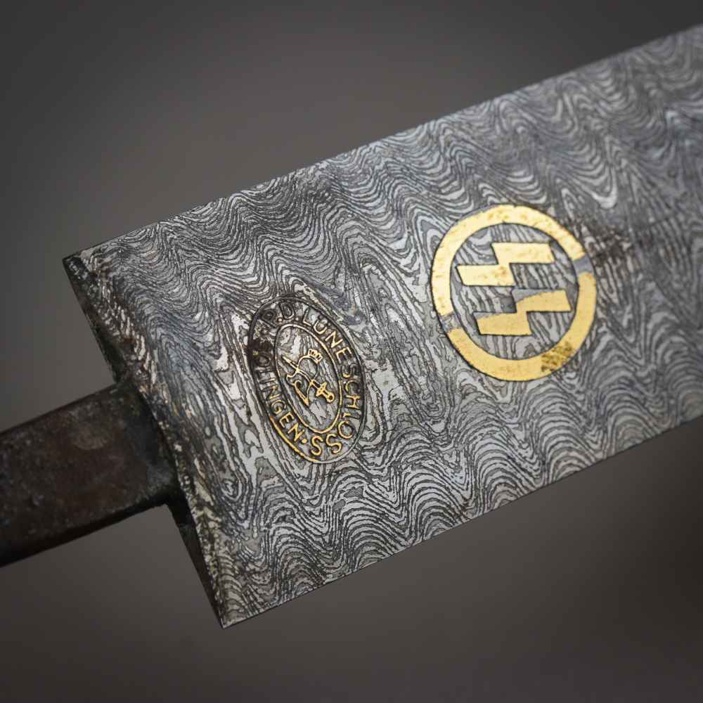 FINE 1933 HIGH HONOR SS DAGGER OAK LEAF SCABBARD DAMASCUS STEEL WW2 GERMANY-img-27