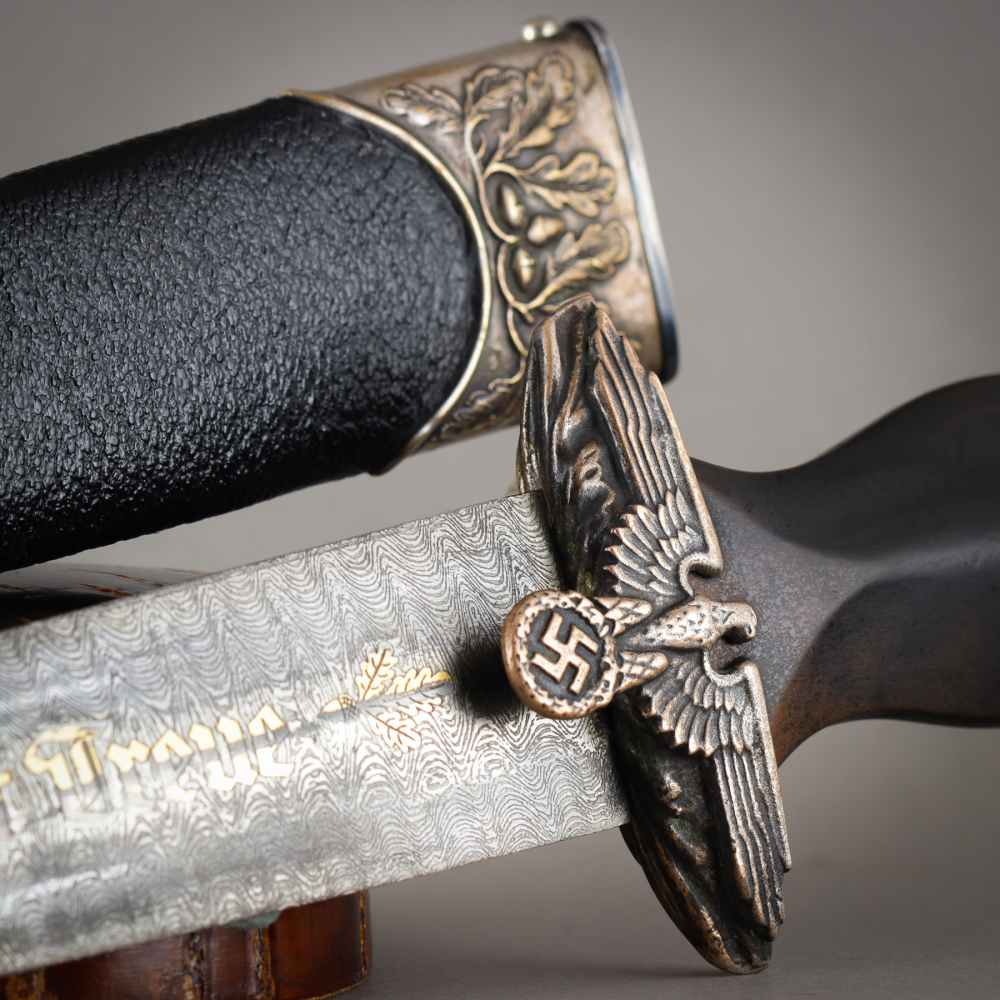 FINE 1933 HIGH HONOR SS DAGGER OAK LEAF SCABBARD DAMASCUS STEEL WW2 GERMANY-img-61