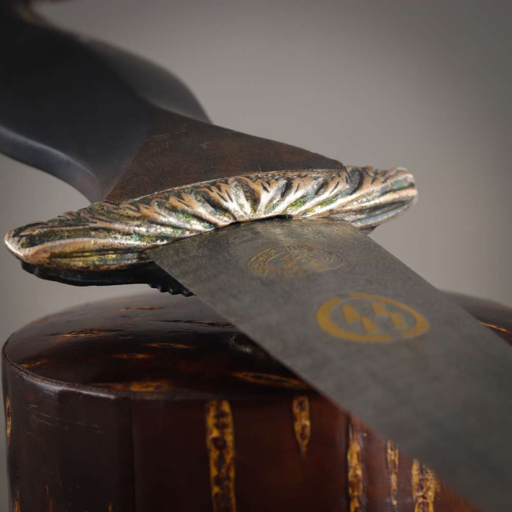 FINE 1933 HIGH HONOR SS DAGGER OAK LEAF SCABBARD DAMASCUS STEEL WW2 GERMANY-img-47