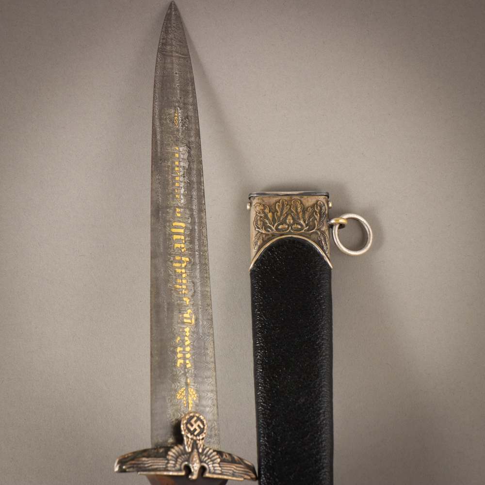 FINE 1933 HIGH HONOR SS DAGGER OAK LEAF SCABBARD DAMASCUS STEEL WW2 GERMANY-img-52