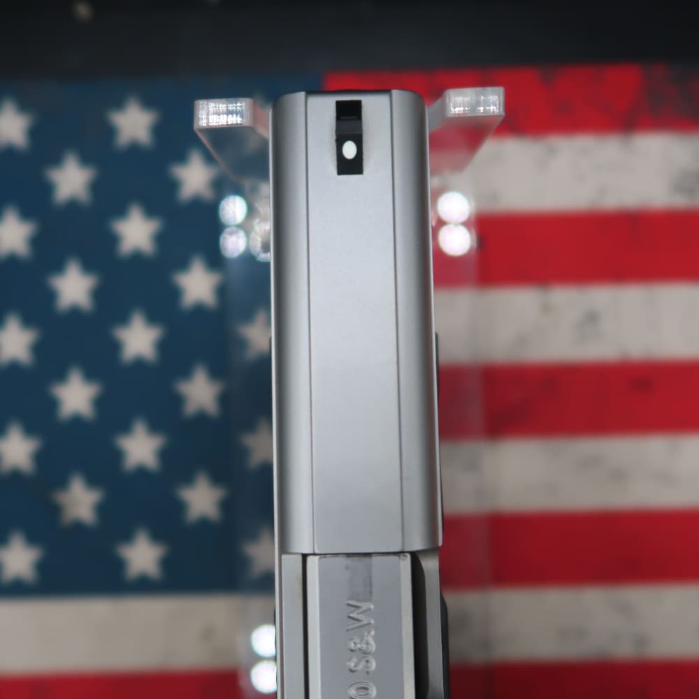 Smith & Wesson SW40VE .40 S&W Semi-Auto Pistol 4" Two Tone Laser 3 Mags-img-9