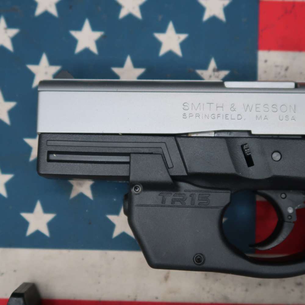 Smith & Wesson SW40VE .40 S&W Semi-Auto Pistol 4" Two Tone Laser 3 Mags-img-2