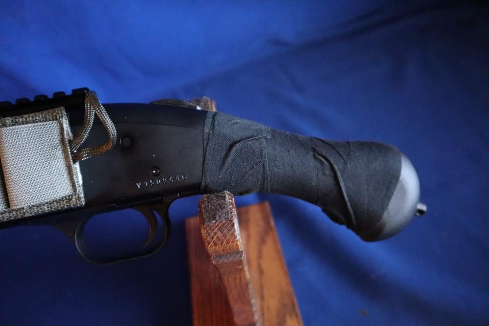 Mossberg 590 shockwave 12ga 3" pistol shotgun 14" in 98% in original box -img-4