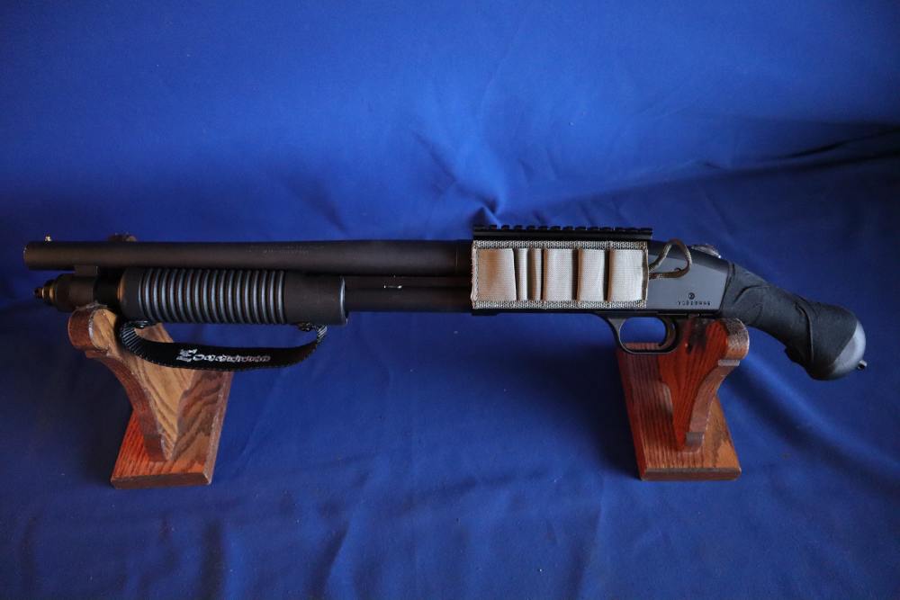 Mossberg 590 shockwave 12ga 3" pistol shotgun 14" in 98% in original box -img-1