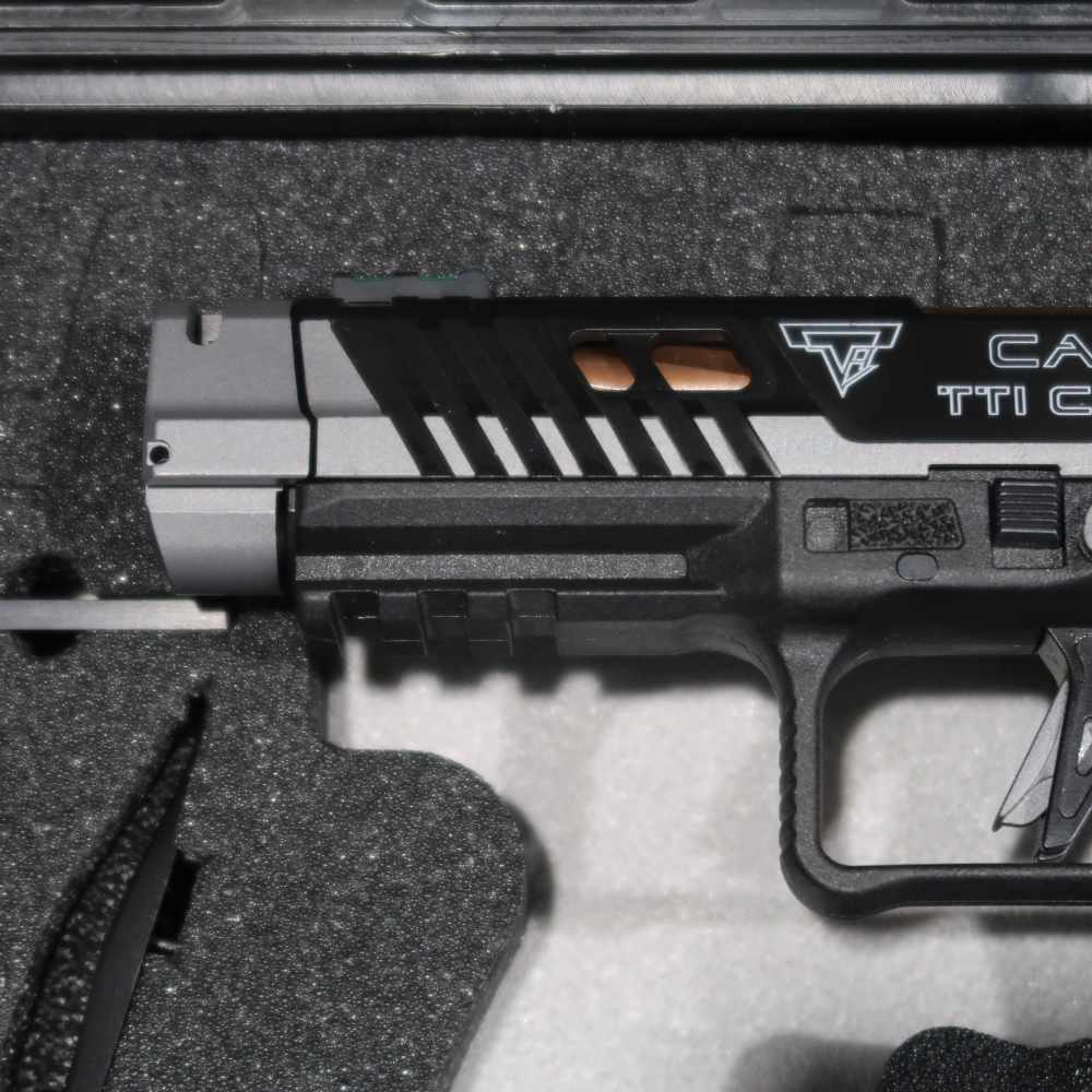 LIKE NEW Canik TTI Combat 9mm Semi-Auto Pistol 4.6" 18+1 Smoke Two Tone-img-4
