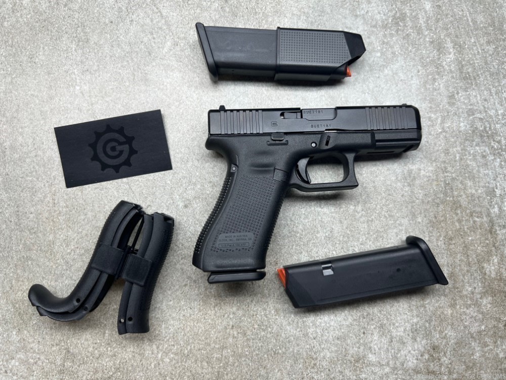 NIB GLOCK 45 G45 G5 9MM 17+1!-img-2