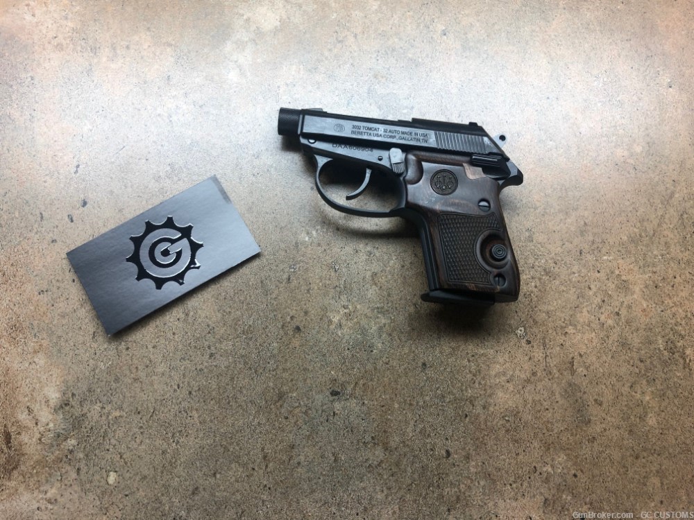 NIB BERETTA TOMCAT COVERT WITH THREADED BARREL 32 ACP 7+1!-img-3