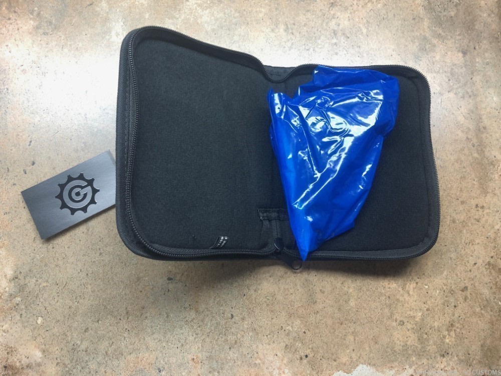 NIB BERETTA TOMCAT COVERT WITH THREADED BARREL 32 ACP 7+1!-img-7