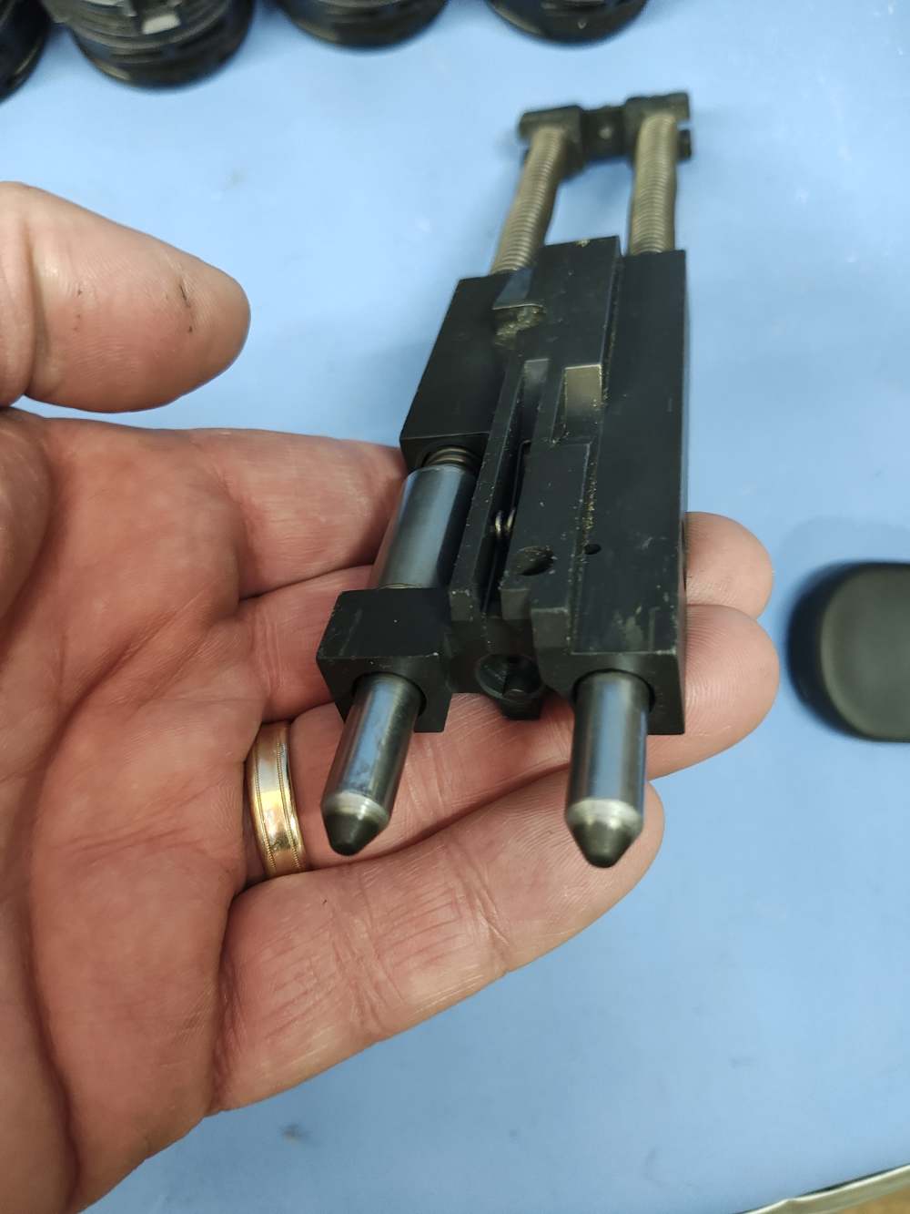 FN PS90 Gen 1 with 12-50rd Magazines and Shell Catch Bag Like New with Box-img-6