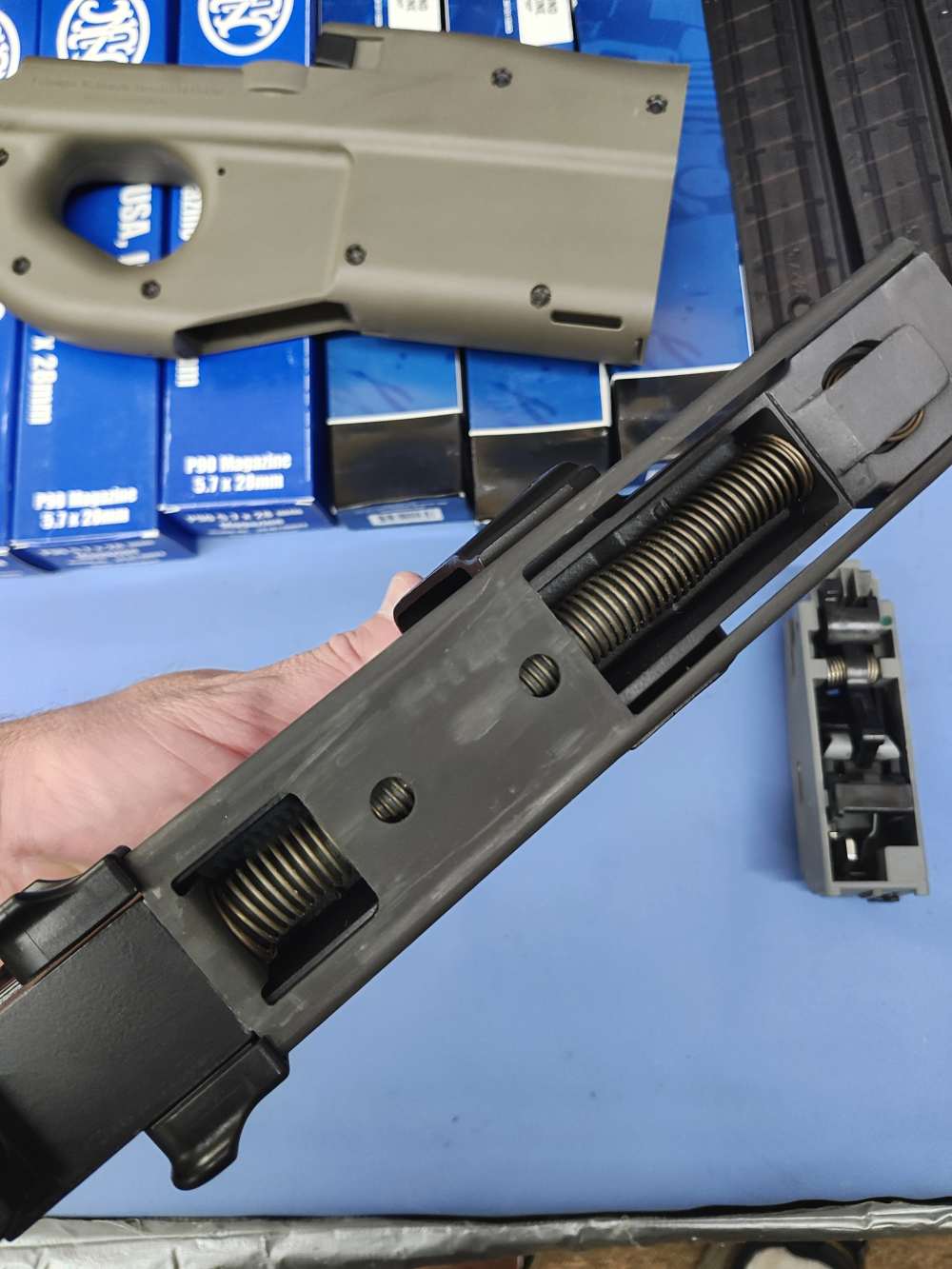 FN PS90 Gen 1 with 12-50rd Magazines and Shell Catch Bag Like New with Box-img-8