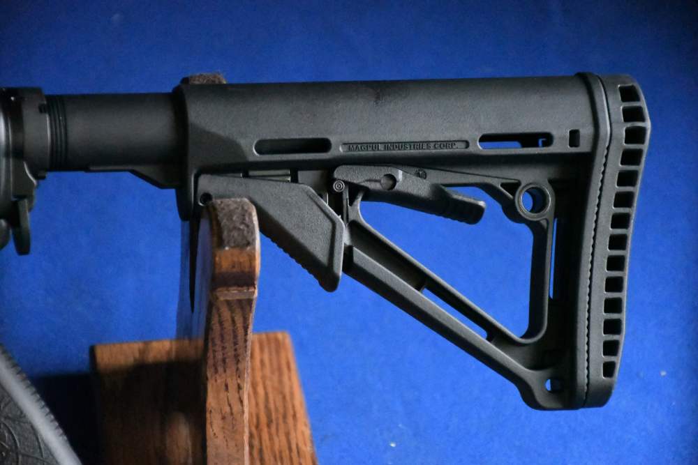 Spikes Tactical Crusader 5.56 16" in excellent condition 95% -img-12