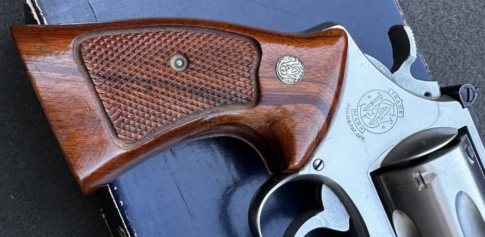 S&W 629-1 .44 Magnum, Discontinued 8 3/8" Barrel, Pre-Lock, Made in 1983-img-1