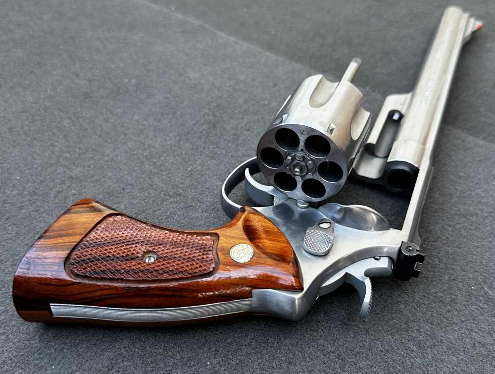 S&W 629-1 .44 Magnum, Discontinued 8 3/8" Barrel, Pre-Lock, Made in 1983-img-41