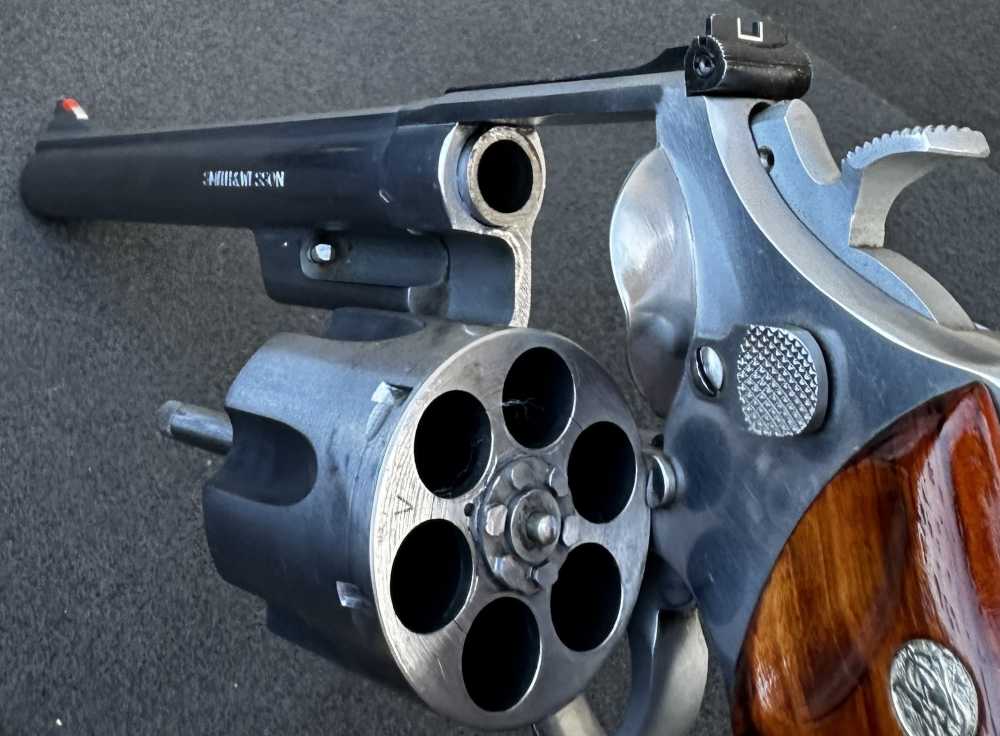 S&W 629-1 .44 Magnum, Discontinued 8 3/8" Barrel, Pre-Lock, Made in 1983-img-37