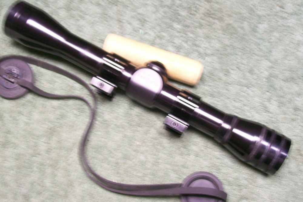 Redfield Fixed 4X Gloss Rifle Scope 1 inch Tube Payments-img-1